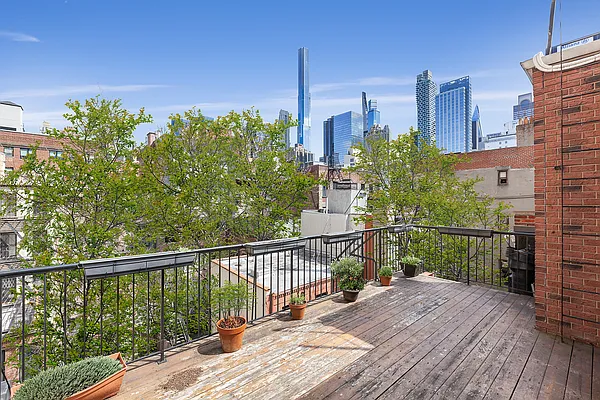 Rented by Brown Harris Stevens | media 13