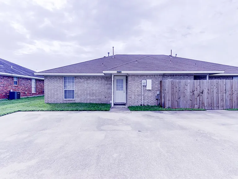 902 Kalanchoe Ct #A-B — Photo 20