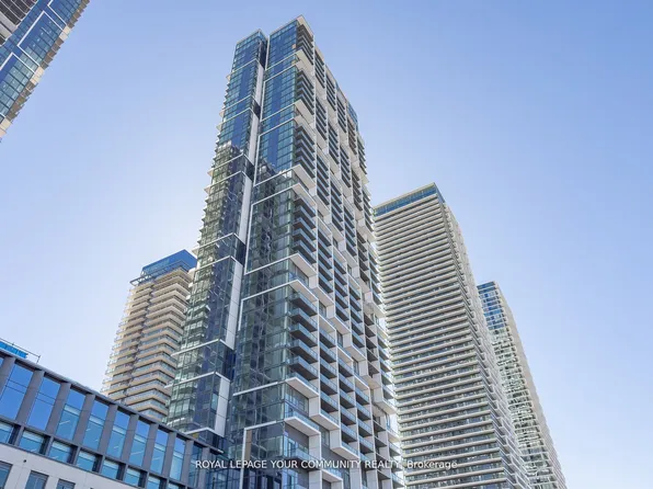 1000 Portage Pkwy #Penthouse 12, Vaughan, ON L4K 0L1