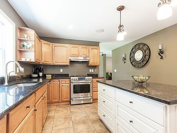 Alternate Kitchen View