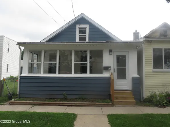 67 Pine Street, Rensselaer, NY 12144