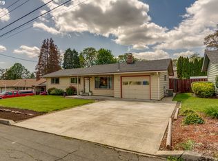 920 Cornell Ave, Gladstone, OR 97027