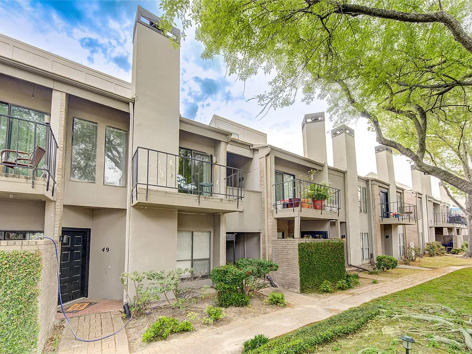 10811 Richmond Ave #50