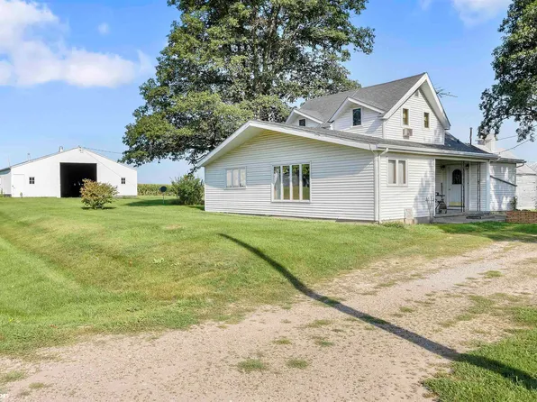 2433 120th St, Winfield, IA 52659