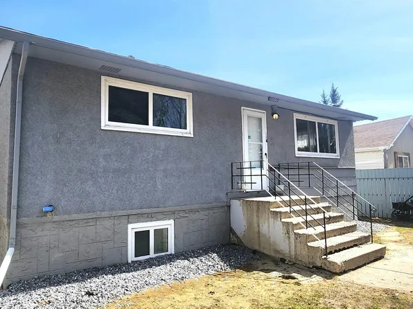 12139 81st St NW, Edmonton, AB T5B 2S9