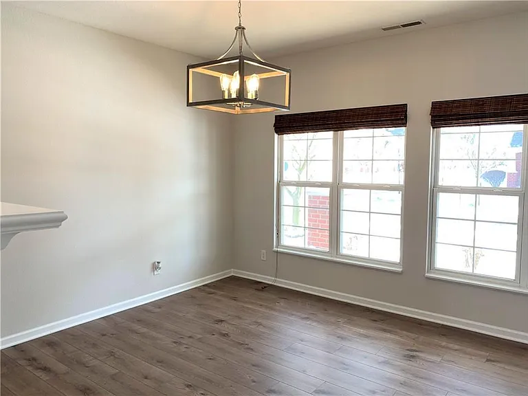 15426 Bowie Dr — Photo 34
