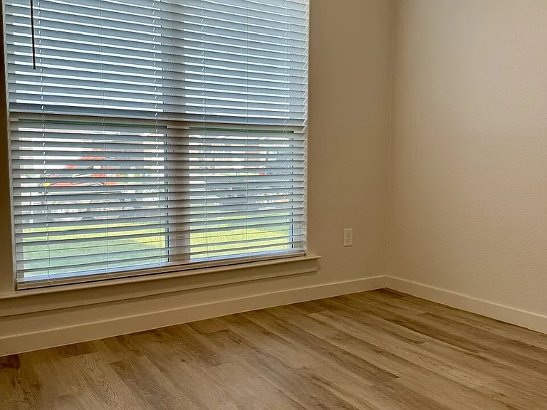 13817 Fremont Ave — Photo 13