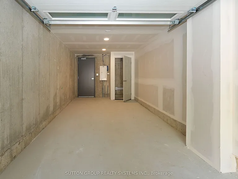 734 Front Royal St #13 — Photo 29