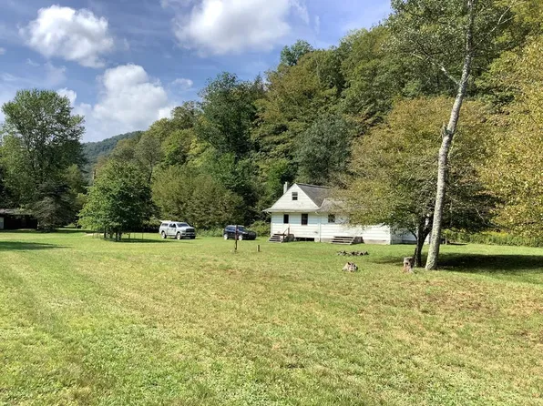 17 McCoy Meadow Ln, Cross Fork, PA 17729