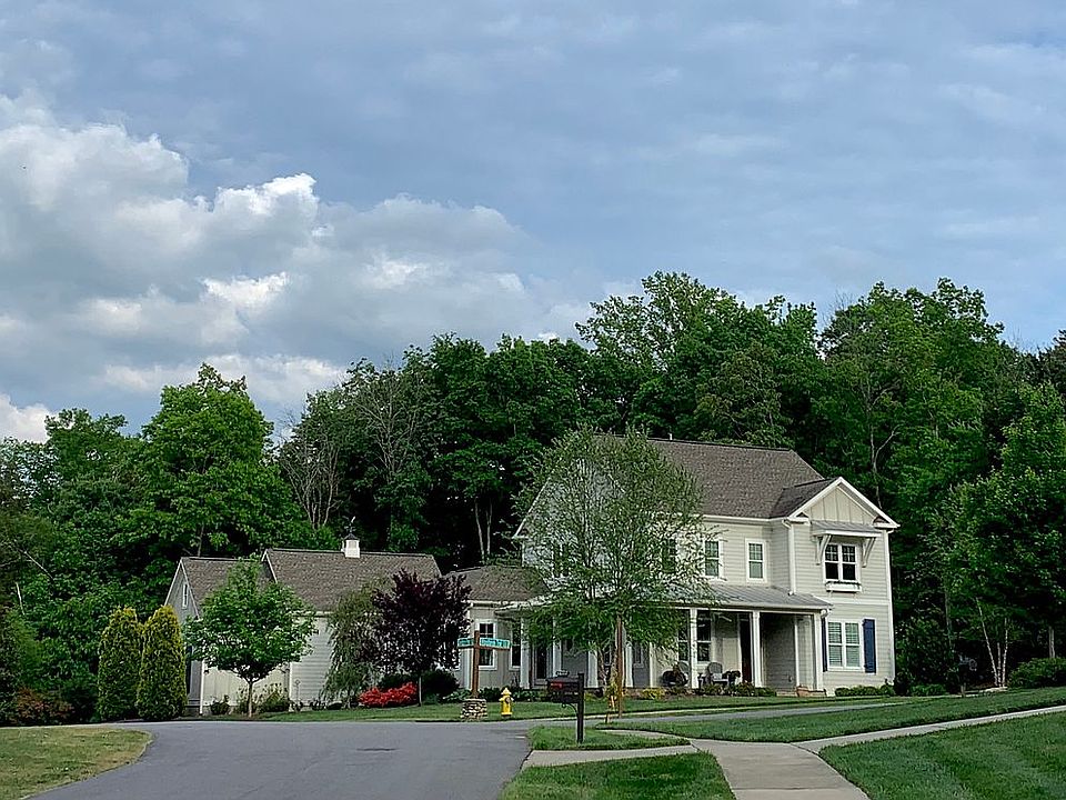 1st image of 18340 Woodlands Trail Dr