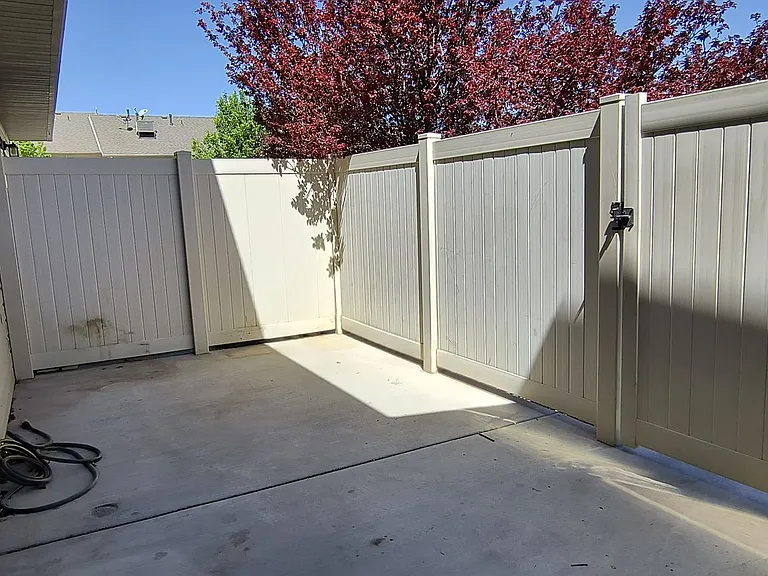 370 W 1425 N #42 — Photo 18