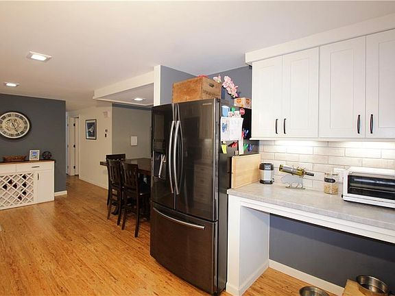 5th image of 5088 Electric Ave