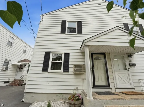 210 N 17Th St, Bloomfield Twp., NJ 07003