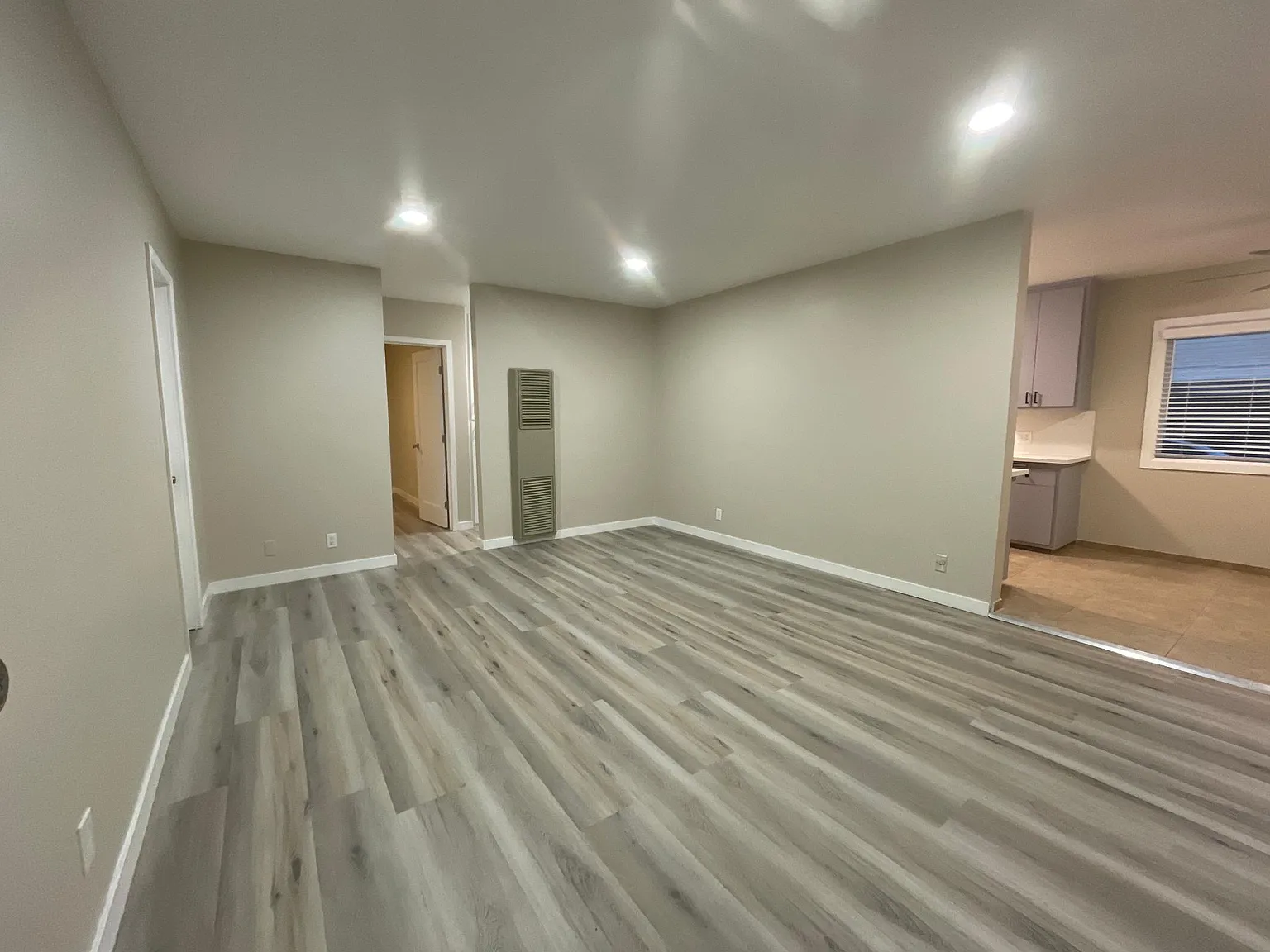 2 bed, 875 sqft, $2,295 — Photo 1