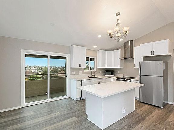 4th image of 4062 Georgia St Unit 4