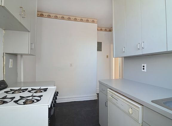2nd image of 7825 4th Ave APT E8