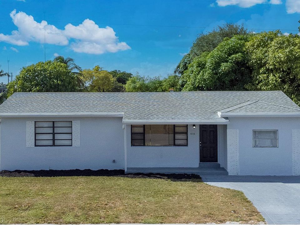 1st image of 1632 S 25th Avenue