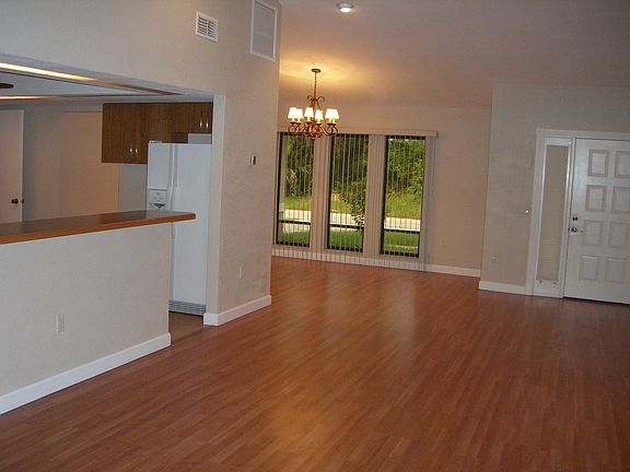 2nd image of 1281 Nimbus Dr