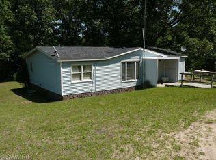 26358 Featherstone Rd, Sturgis, MI 49091