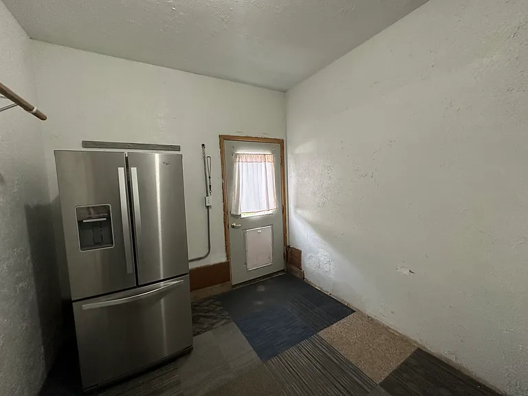 2405 SW Marshall Ave — Photo 35