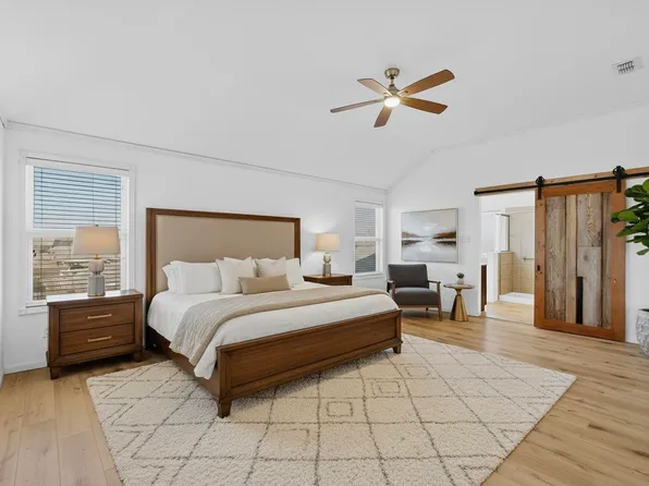 5512 Grenada Dr, Fort Worth, TX 76119