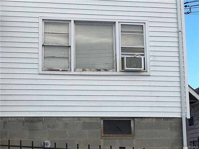 2nd image of 27 Beattie Ln