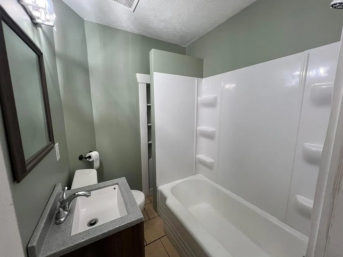 2205 5th Avenue - 1 — Photo 3