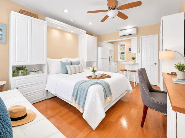310 Arthur St, Hollywood, FL