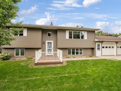 305 Georges Ct, Woodville, WI, 54028