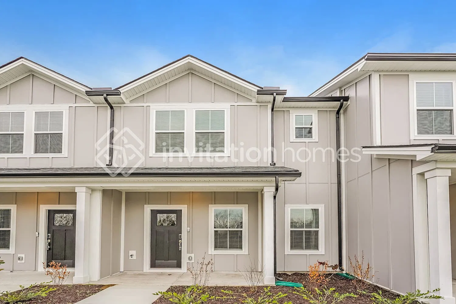 114 Maybrook Dr Lebanon, TN 37087 — Photo 1