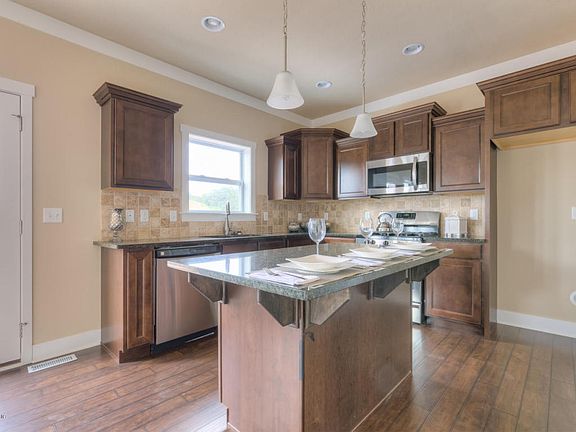 5th image of 667 Stepping Stone Dr Lot 24