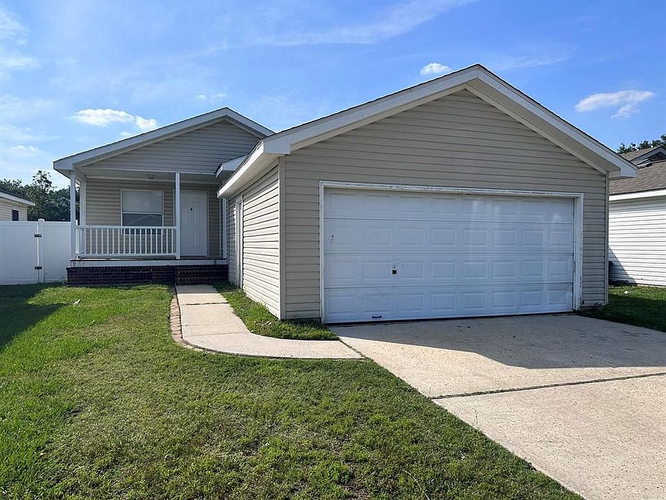 1st image of 10206 Berrybriar Ln