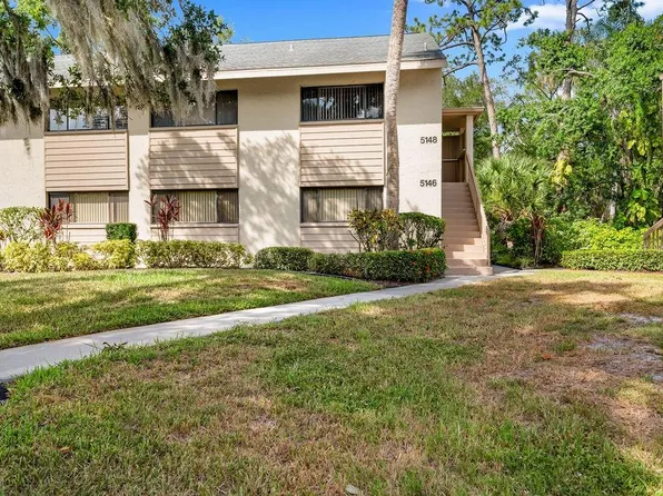 5146 Harpers Croft St #13, Sarasota, FL 34235