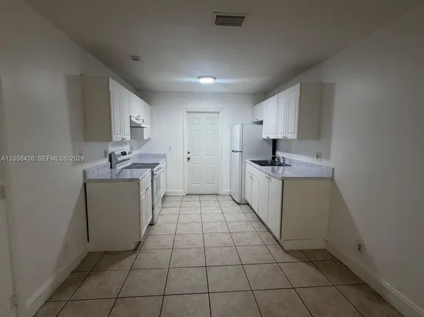 1132 NE 5th Ave APT 2, Fort Lauderdale, FL 33304