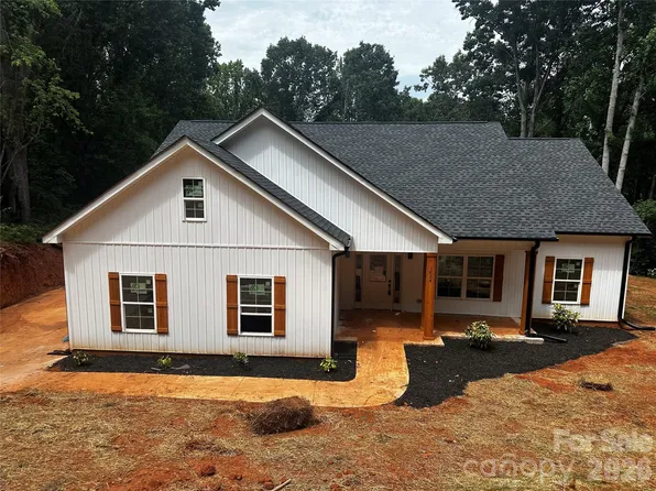 1694 Parsonage Ln, Newton, NC 28658