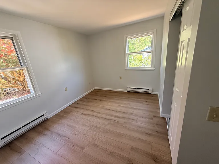 50 Westport Dr — Photo 9
