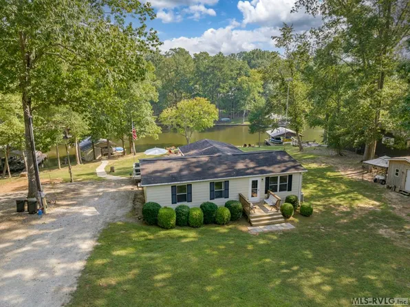 235 Lazy Point Dr, Littleton, NC 27850
