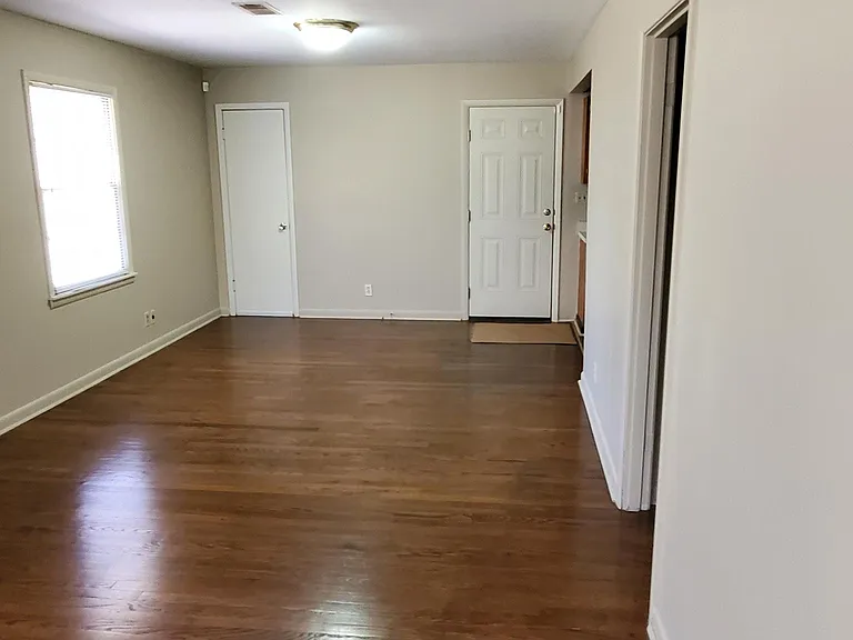4906 Roebuck Rd NW — Photo 6