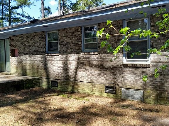 2nd image of 729 W Burkhead Street