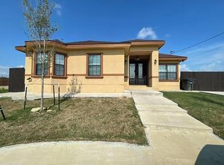 1050 Pizzaro Ln, Eagle Pass, TX 78852
