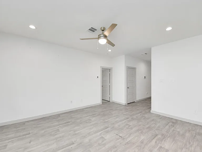 7923 Cattleman Valley Dr — Photo 7