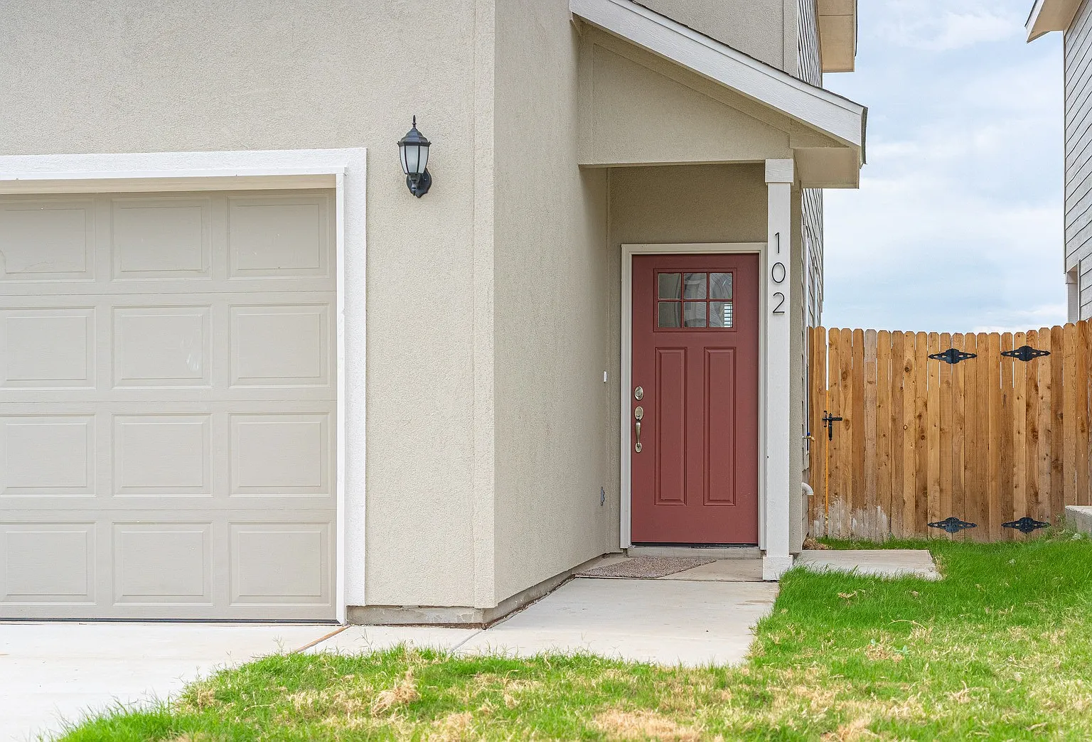 3 bed, 2.5 bath, 1505 sqft, $1,750 — Photo 2