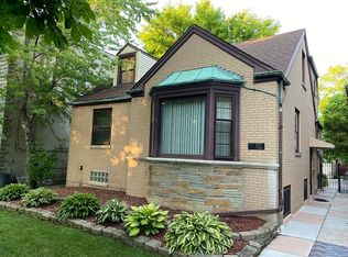 3711 N Keeler Ave, Chicago, IL 60641