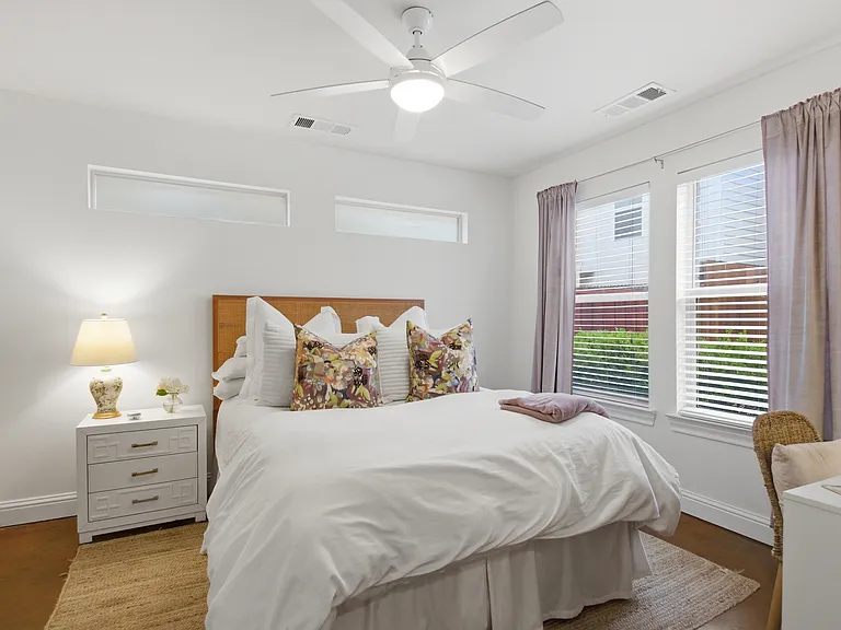 1715 Lewis Ct — Photo 3