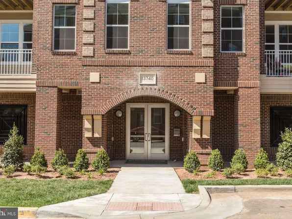 13740 Endeavour Dr APT 403, Herndon, VA 20171