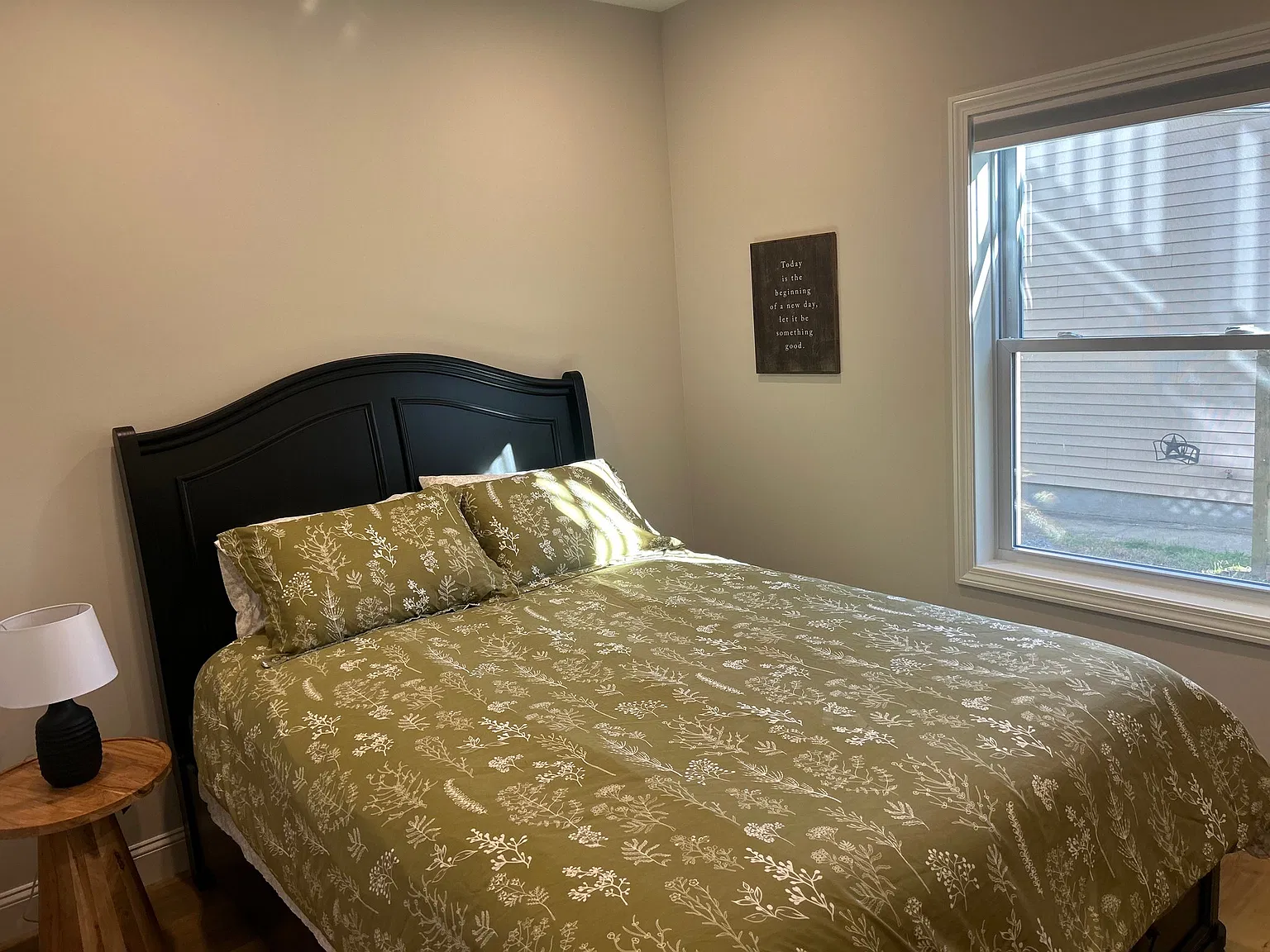 139 Elm St — Photo 4