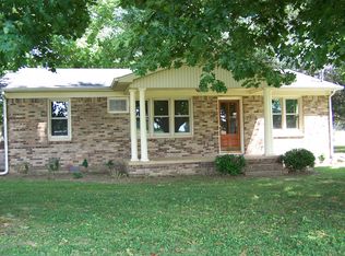 404 N Main St, Loretto, TN 38469