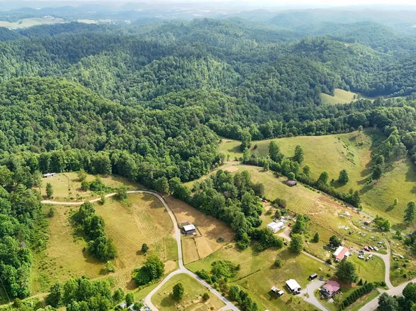 2523 Denton Valley Rd, Bristol, TN 37620