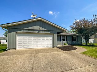 202 Busby Rd, Lapel, IN 46051