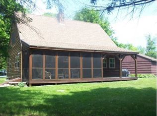 10 High St, Weare, NH 03281